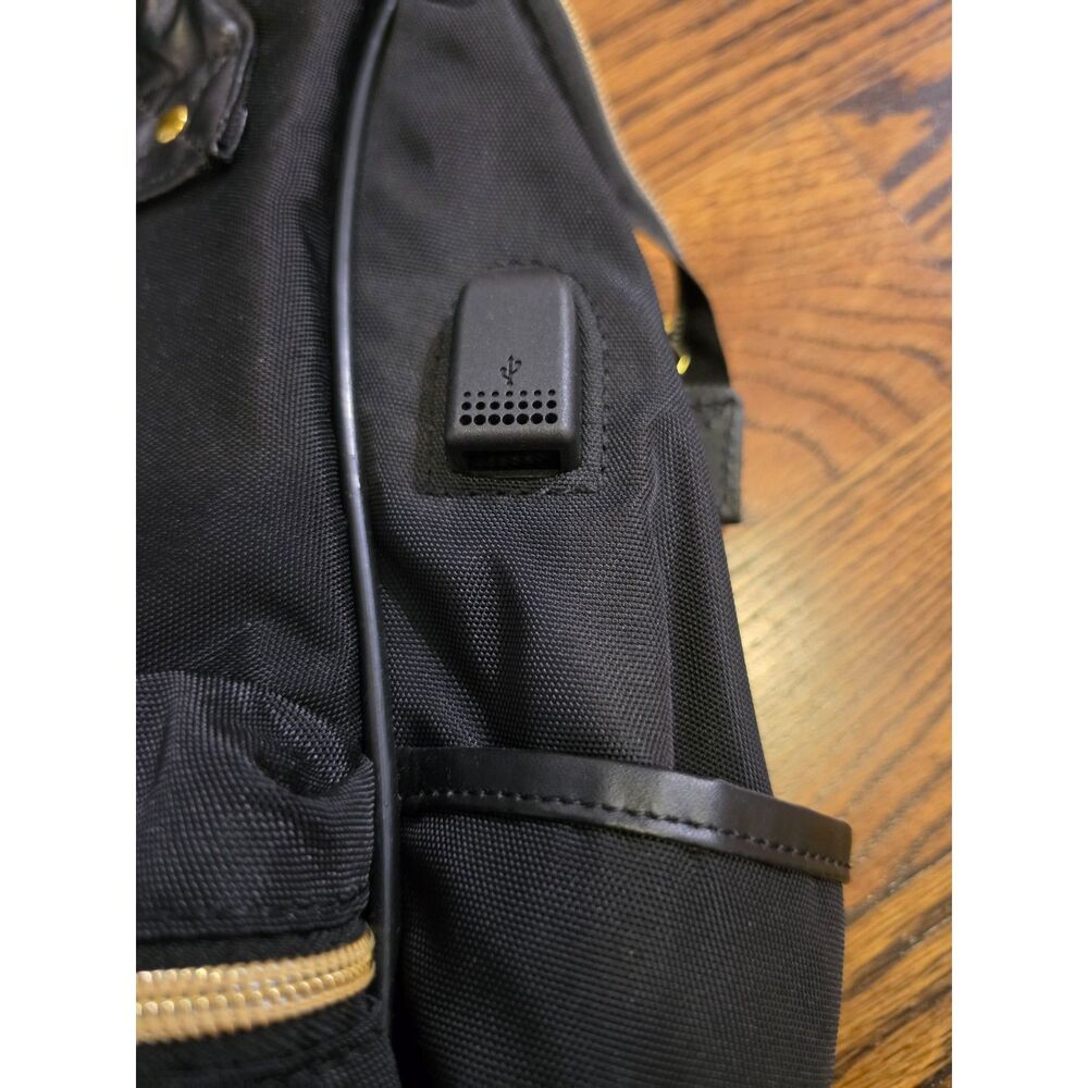 EUC Black Travel Laptop Backpack 15.6 inches - Picture 5 of 11